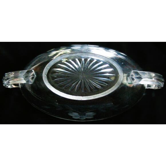 Berry Bowl with Sunburst Design and Flowers Clear Glass Handled Vintage 1950s - Picture 2 of 2